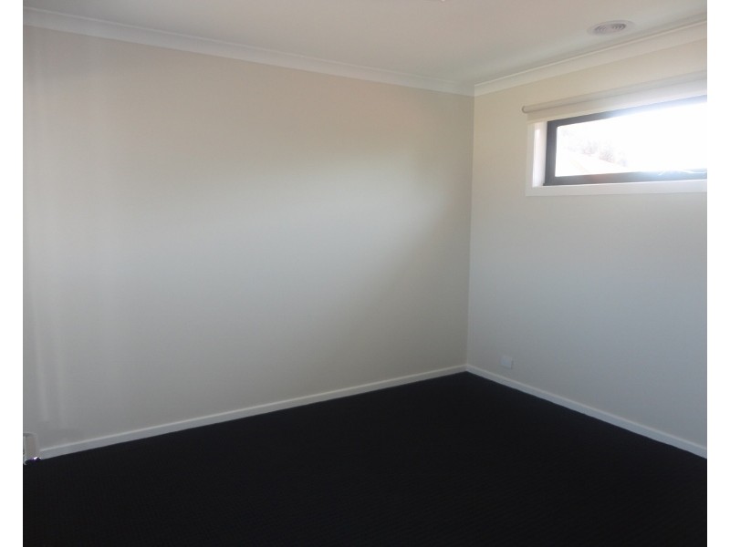 1/5  Stradbroke Street, Oakleigh South VIC 3167