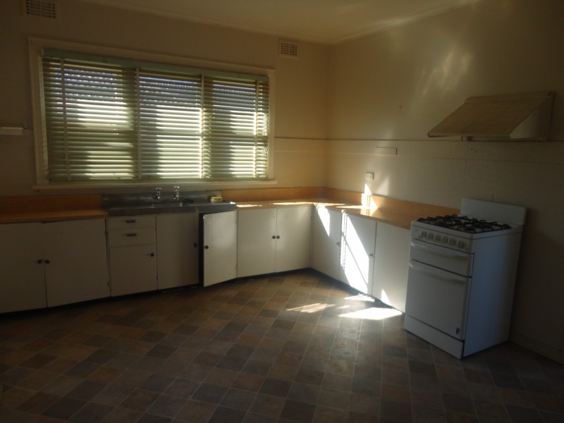 12 Luntar Road, Oakleigh South VIC 3167