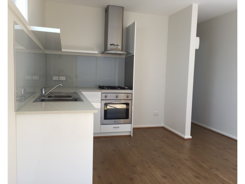 10/1430 Centre Road, Clayton South VIC 3169