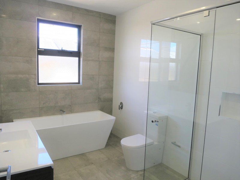 12A  Hinkler Avenue, Bentleigh East VIC 3165