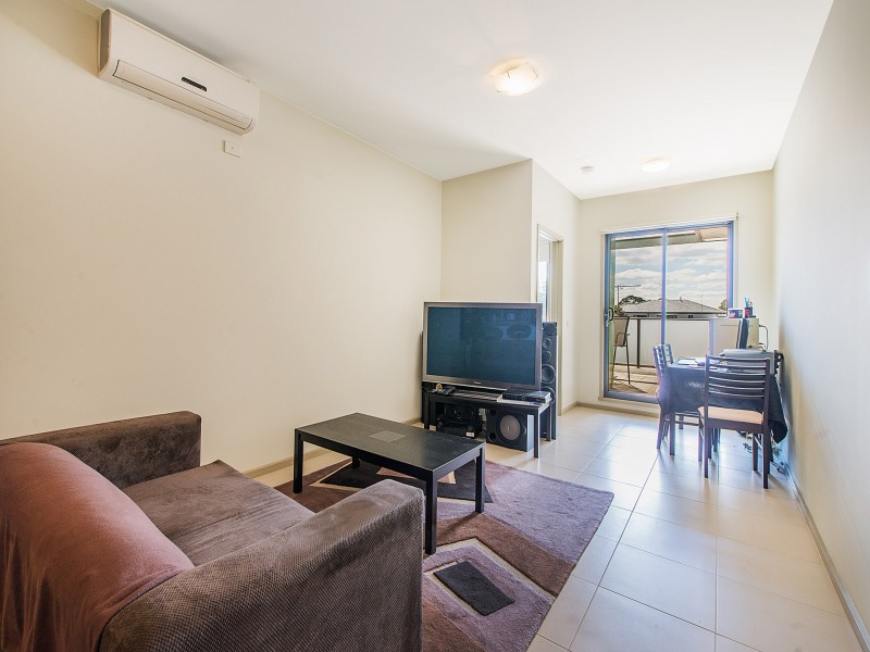4/76 East Boundary Road, Bentleigh East VIC 3165