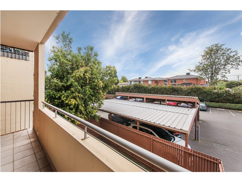 28/2 Monash Green Drive, Clayton VIC 3168