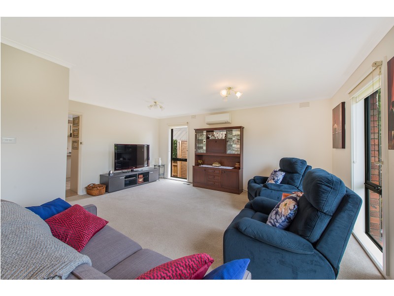 6 Cootamundra Drive, Wheelers Hill VIC 3150