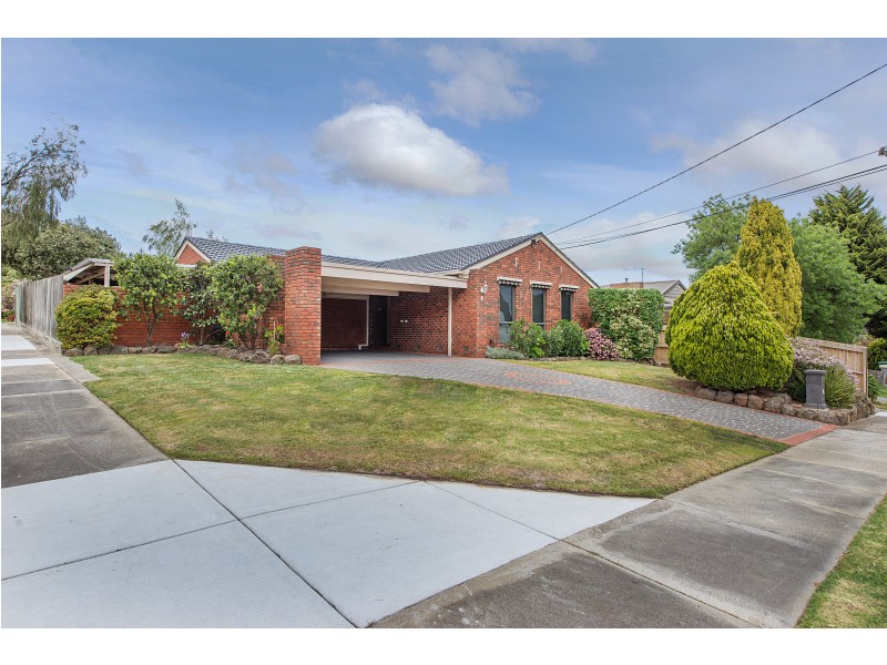 6 Cootamundra Drive, Wheelers Hill VIC 3150