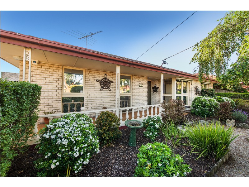28 Bushland Avenue, Clarinda VIC 3169