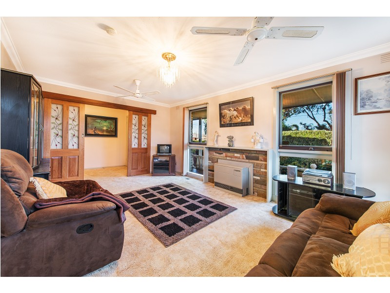 28 Bushland Avenue, Clarinda VIC 3169