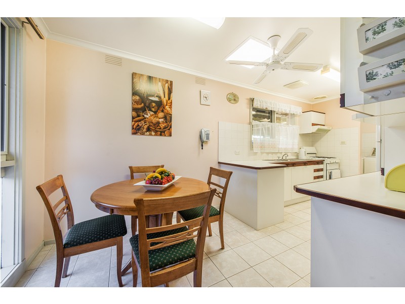 28 Bushland Avenue, Clarinda VIC 3169