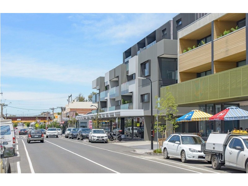 100 Asling Street, Brighton VIC 3186