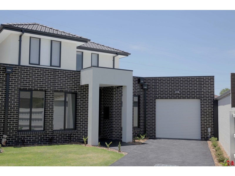 5b Kirstin Close, Oakleigh South VIC 3167