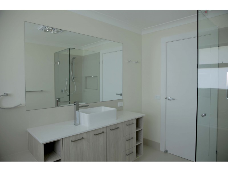 5b Kirstin Close, Oakleigh South VIC 3167