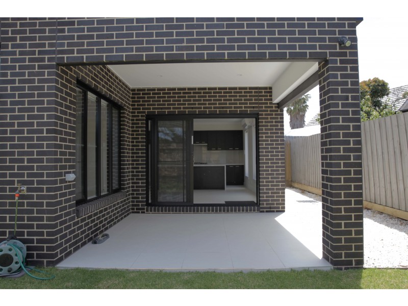 5b Kirstin Close, Oakleigh South VIC 3167