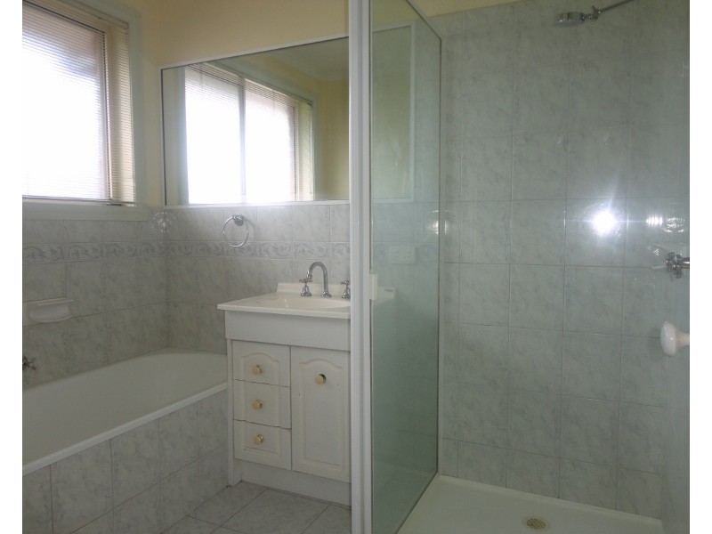 2/23 Springs Road, Clayton South VIC 3169