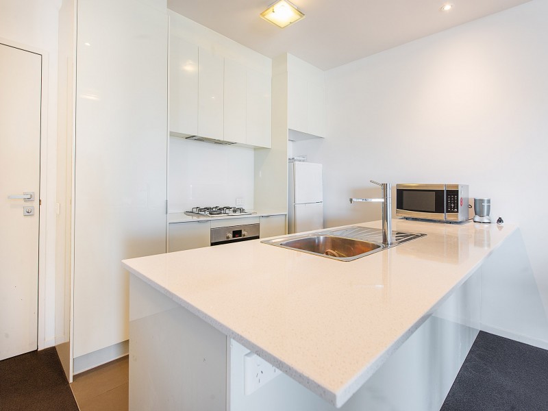 318B/60  Autumn Terrace, Clayton South VIC 3169