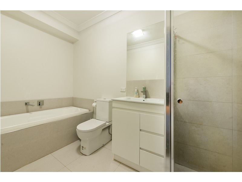 10 Auguste Avenue, Clayton VIC 3168