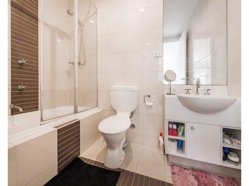 27/213 Normanby Road, Notting Hill VIC 3168