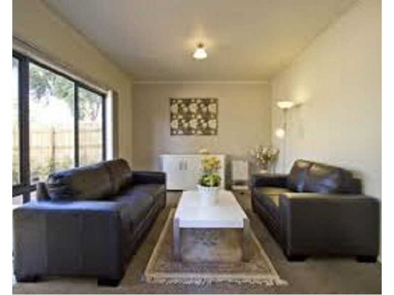 2/42  Lardner Road, Frankston VIC 3199