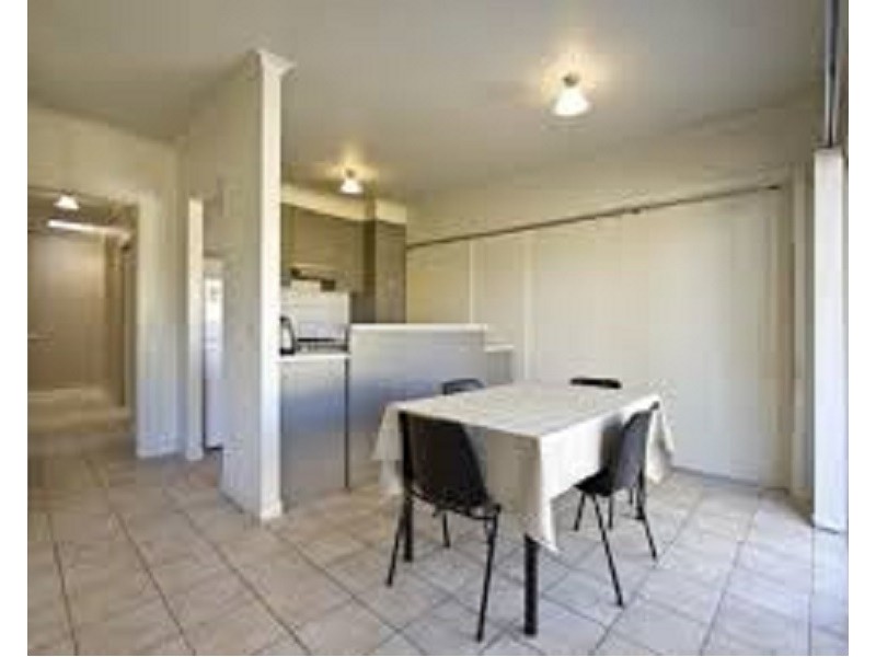 2/42  Lardner Road, Frankston VIC 3199