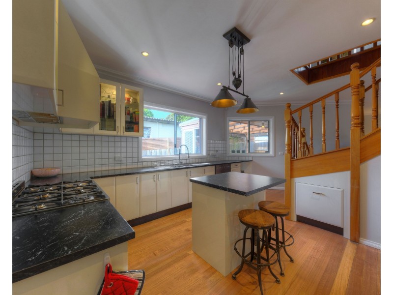 2/14 Colin Road, Clayton VIC 3168