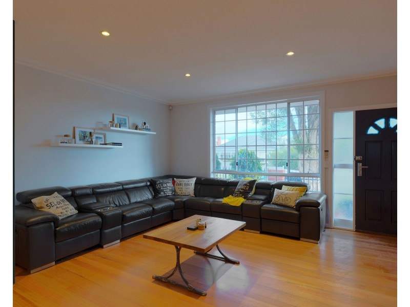 2/14 Colin Road, Clayton VIC 3168