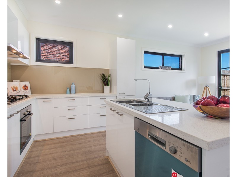 1/5 Kionga Street, Clayton VIC 3168