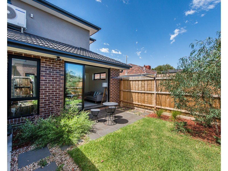 1/5 Kionga Street, Clayton VIC 3168