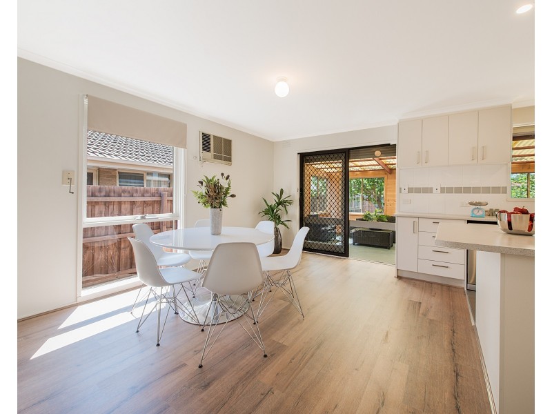 15 Merrigum Crescent, Clarinda VIC 3169