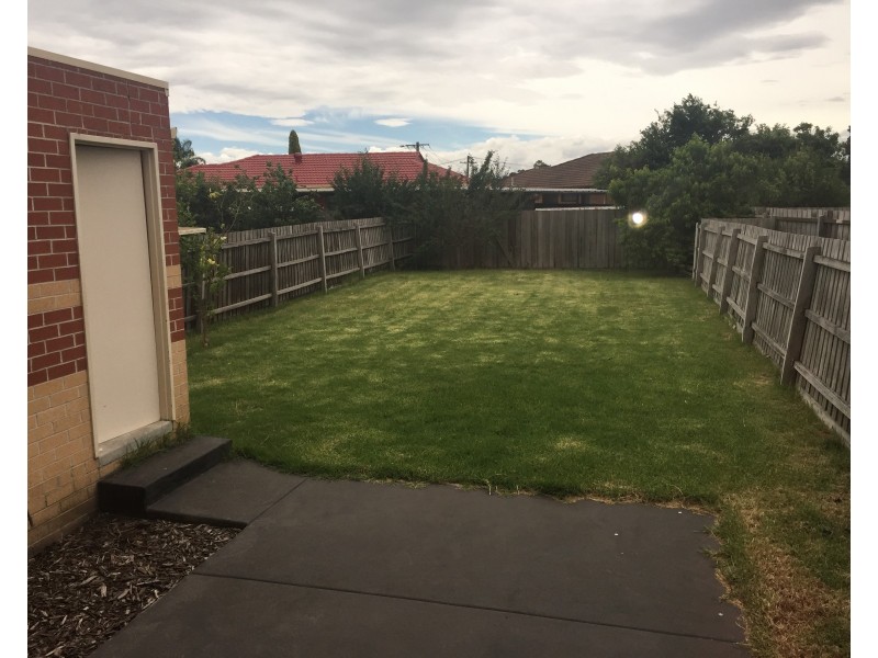 3/69 Schneider Crescent, Clarinda VIC 3169
