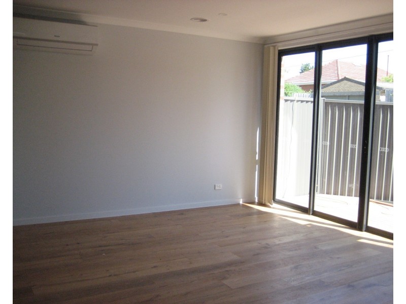 26 Springs Road, Clarinda VIC 3169