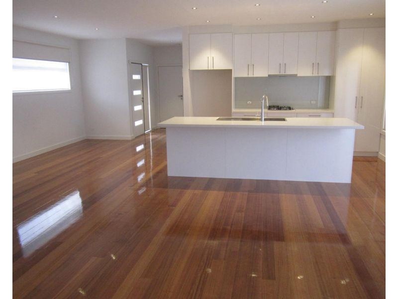 2/74 Eva Street, Clayton VIC 3168