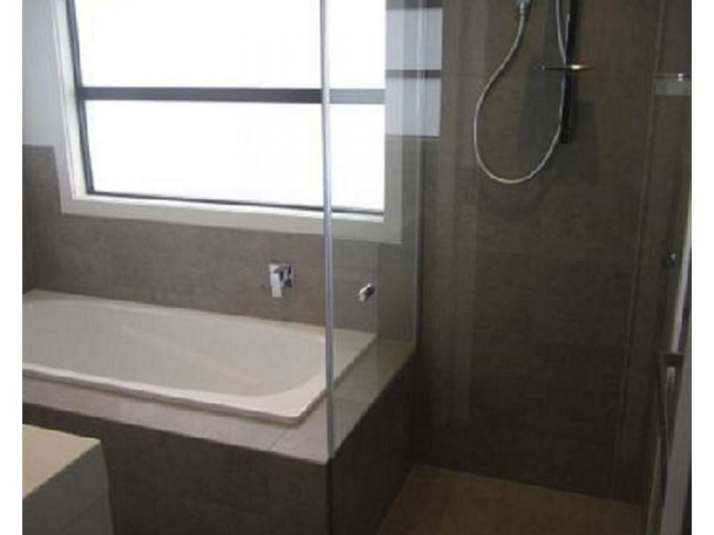 2/74 Eva Street, Clayton VIC 3168