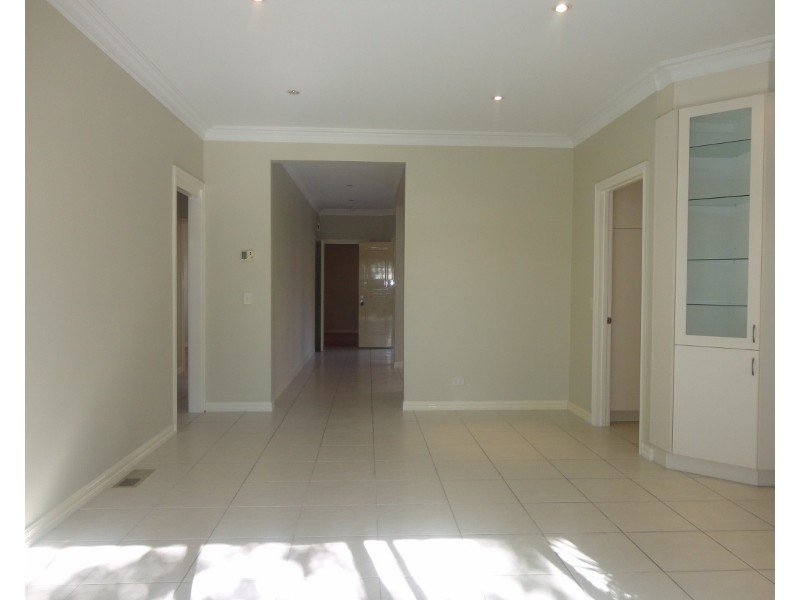 2/13 Wild Cherry Road, Ormond VIC 3204