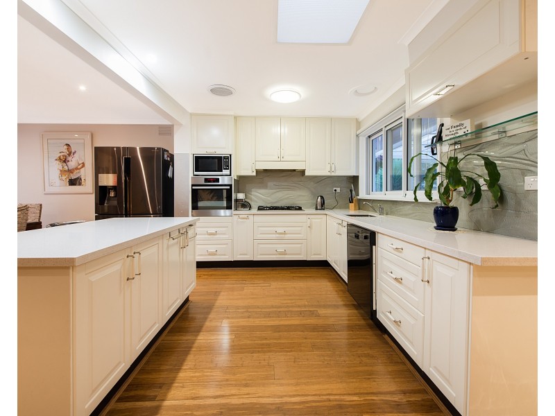 4 Allambi Court, Clarinda VIC 3169