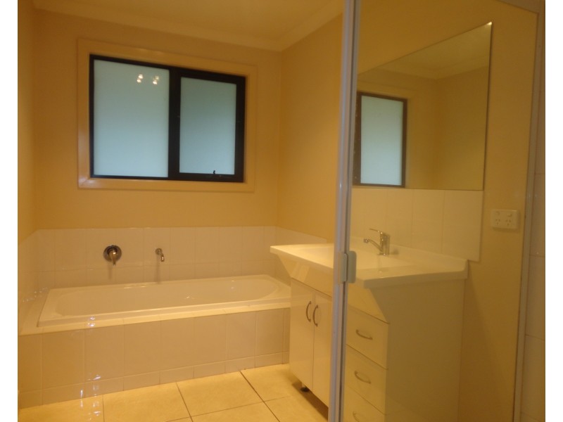 2B Hourigan Avenue, Clayton VIC 3168