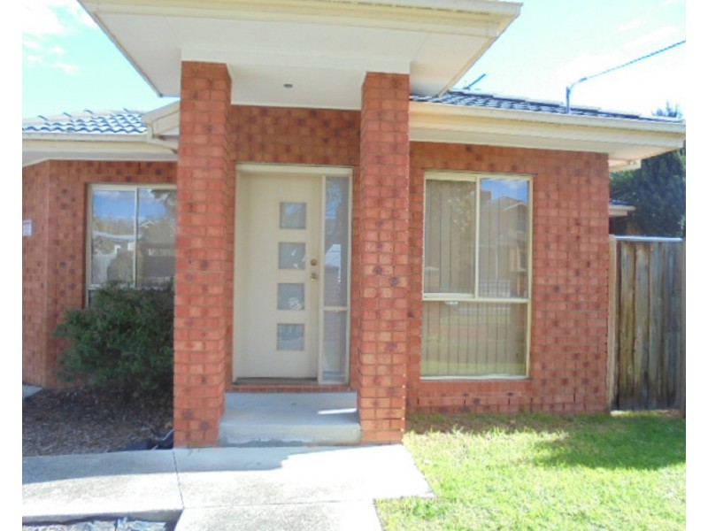 1/104 Kelvinside Road, Noble Park VIC 3174