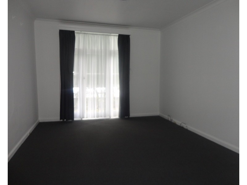 4 Ebden Street, Brighton VIC 3186