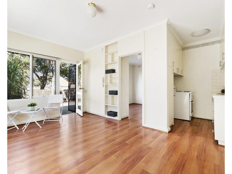 1/30 Walsh Street, Ormond VIC 3204