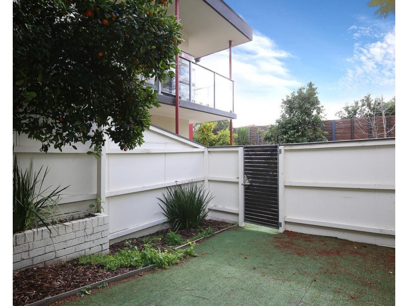 18/18 Cochrane Street, Brighton VIC 3186