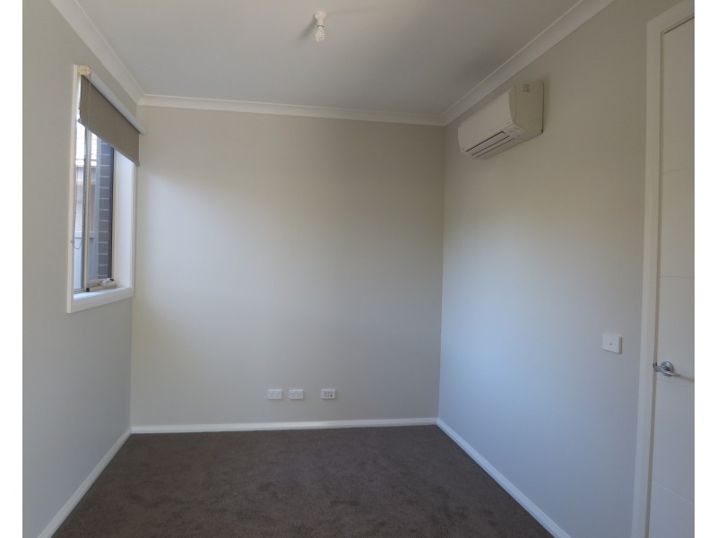 2/11 Barringun Crescent, Clayton South VIC 3169