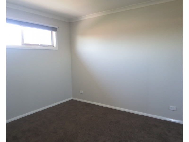 2/11 Barringun Crescent, Clayton South VIC 3169