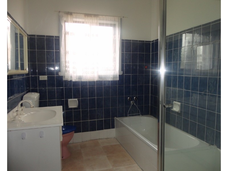 1 Glenbrook Avenue, Clayton VIC 3168