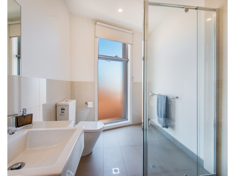 204/9 Chesterville Road, Cheltenham VIC 3192