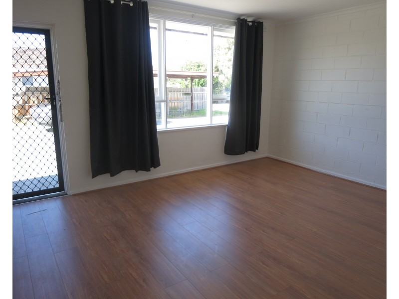 2/17 Oakes Avenue, Clayton South VIC 3169