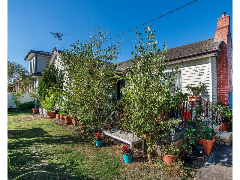38 Leumear Street, Oakleigh East VIC 3166