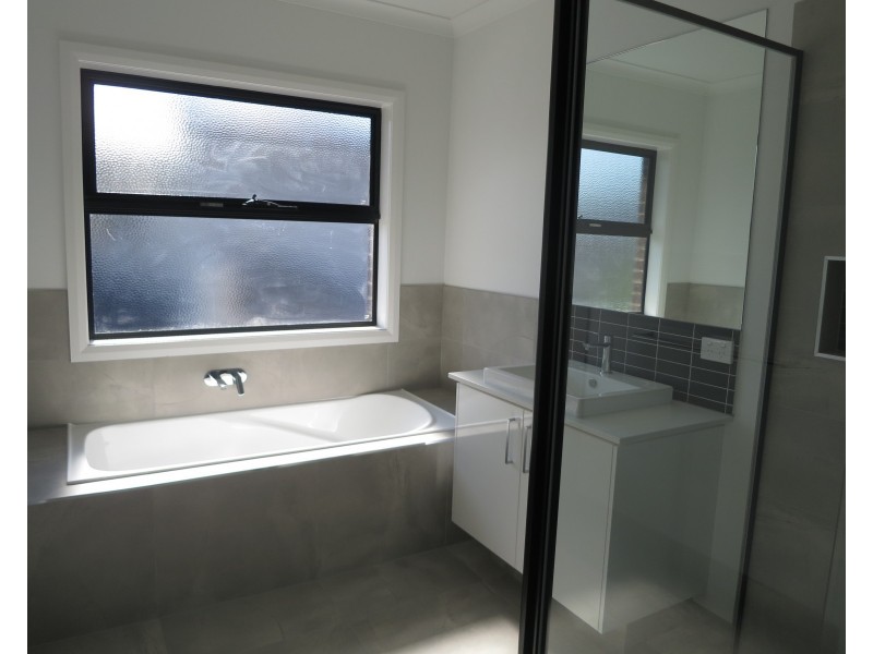 3/4 Cantala Street, Clayton VIC 3168