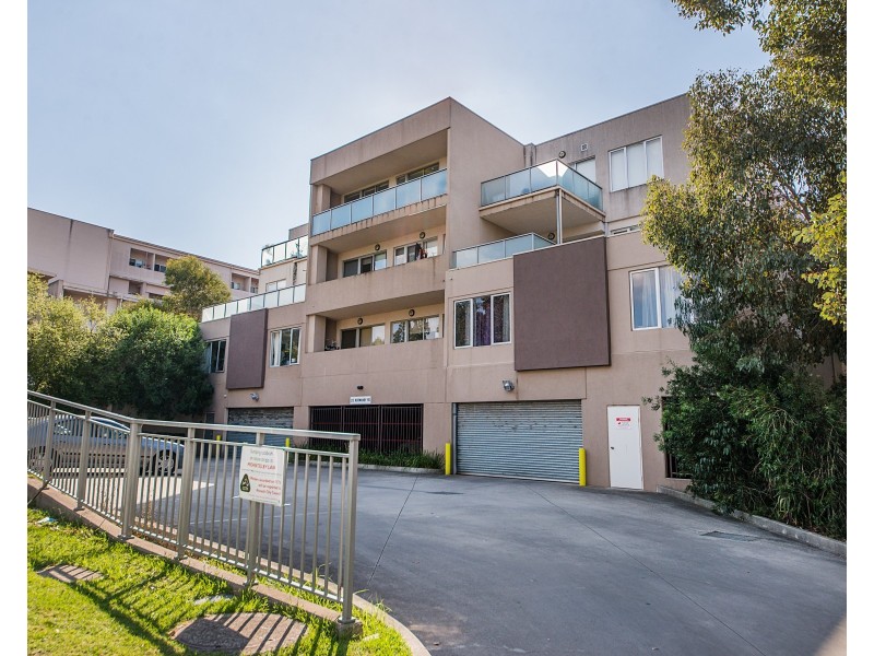 8/213 Normanby Road, Notting Hill VIC 3168