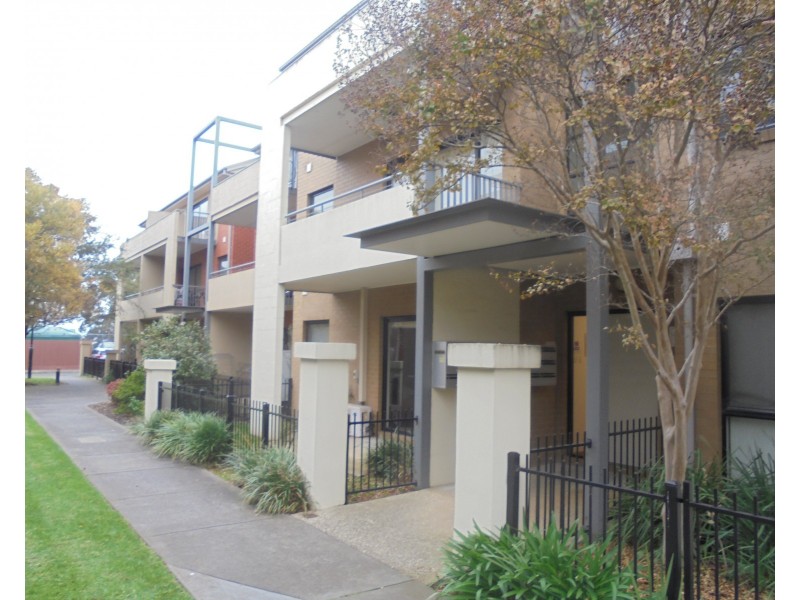 6/1 Greenfield Drive, Clayton VIC 3168