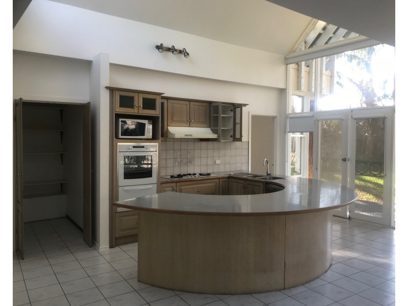 109 Tiverton Drive, Mulgrave VIC 3170