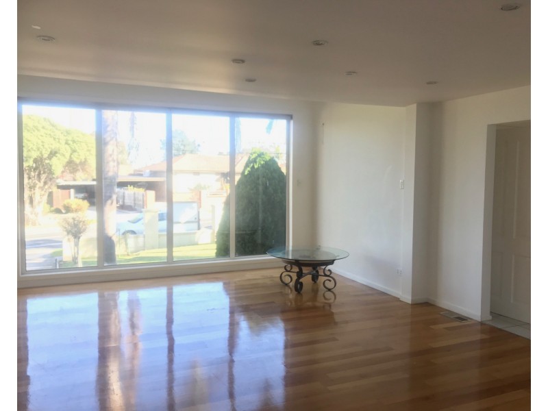 109 Tiverton Drive, Mulgrave VIC 3170