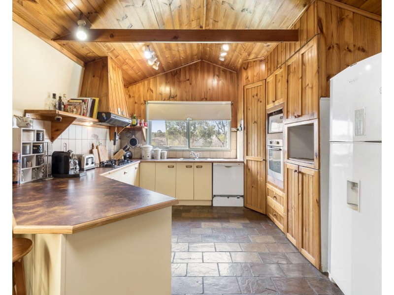 60 Jacksons Road, Noble Park North VIC 3174