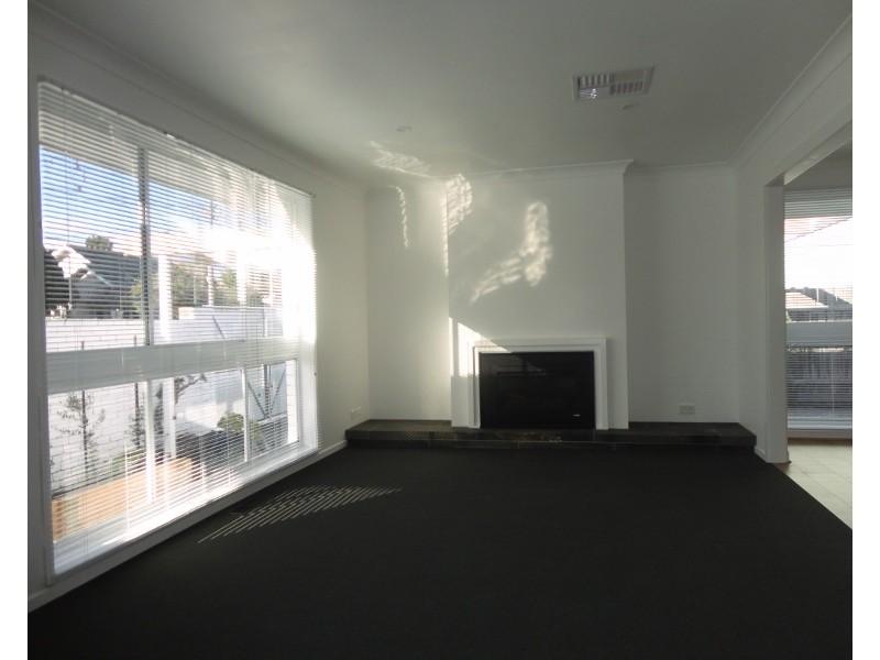 2A Golf Links Avenue, Oakleigh VIC 3166